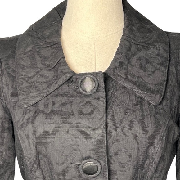 Forever 21 gorgeous belted jacket. (M) - Picture 4 of 8